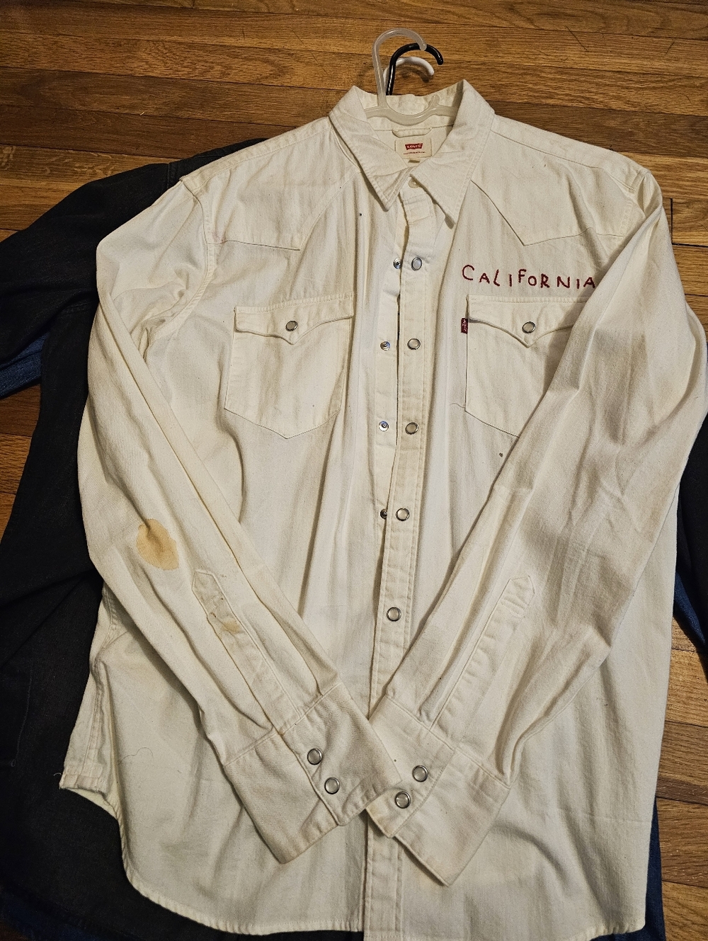 Levi's Cream/White  Deadstock Western-Style Shirt  'California' Embroidery